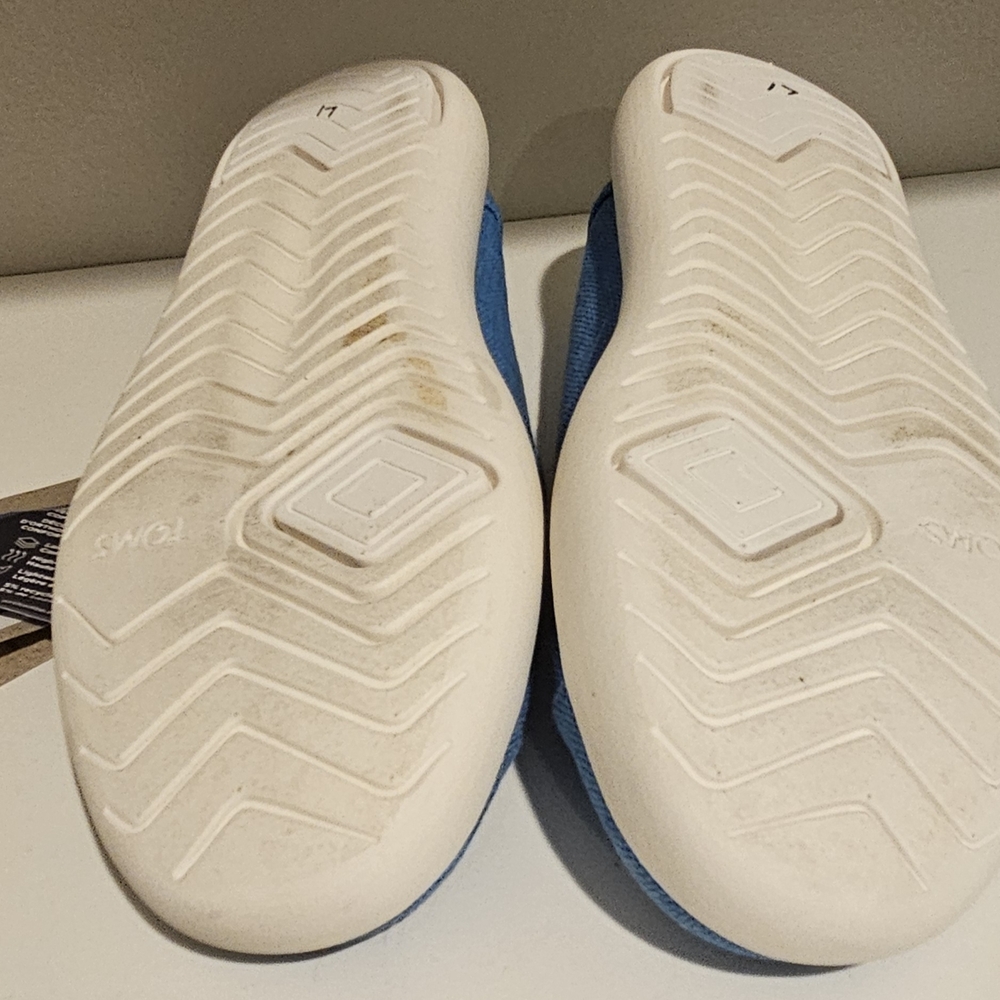 TOMS Blue Canvas Slip-On Sneakers - Picture 4 of 4